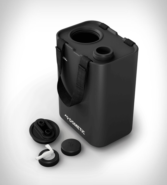 dometic-water-jug-3.jpg | Image