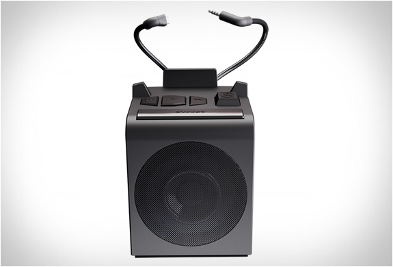 dreamer-alarm-clock-speaker-dock-5.jpg | Image