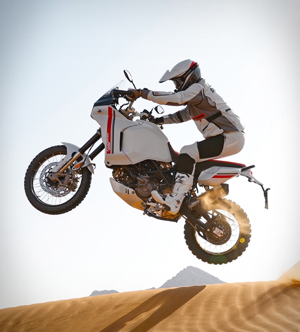 ducati-desertx-6.jpg