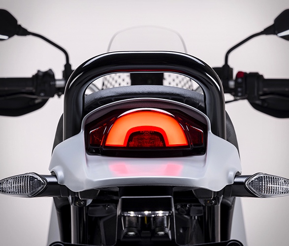 ducati-desertx-9.jpg