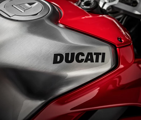ducati-panigale-v4-r-8.jpg