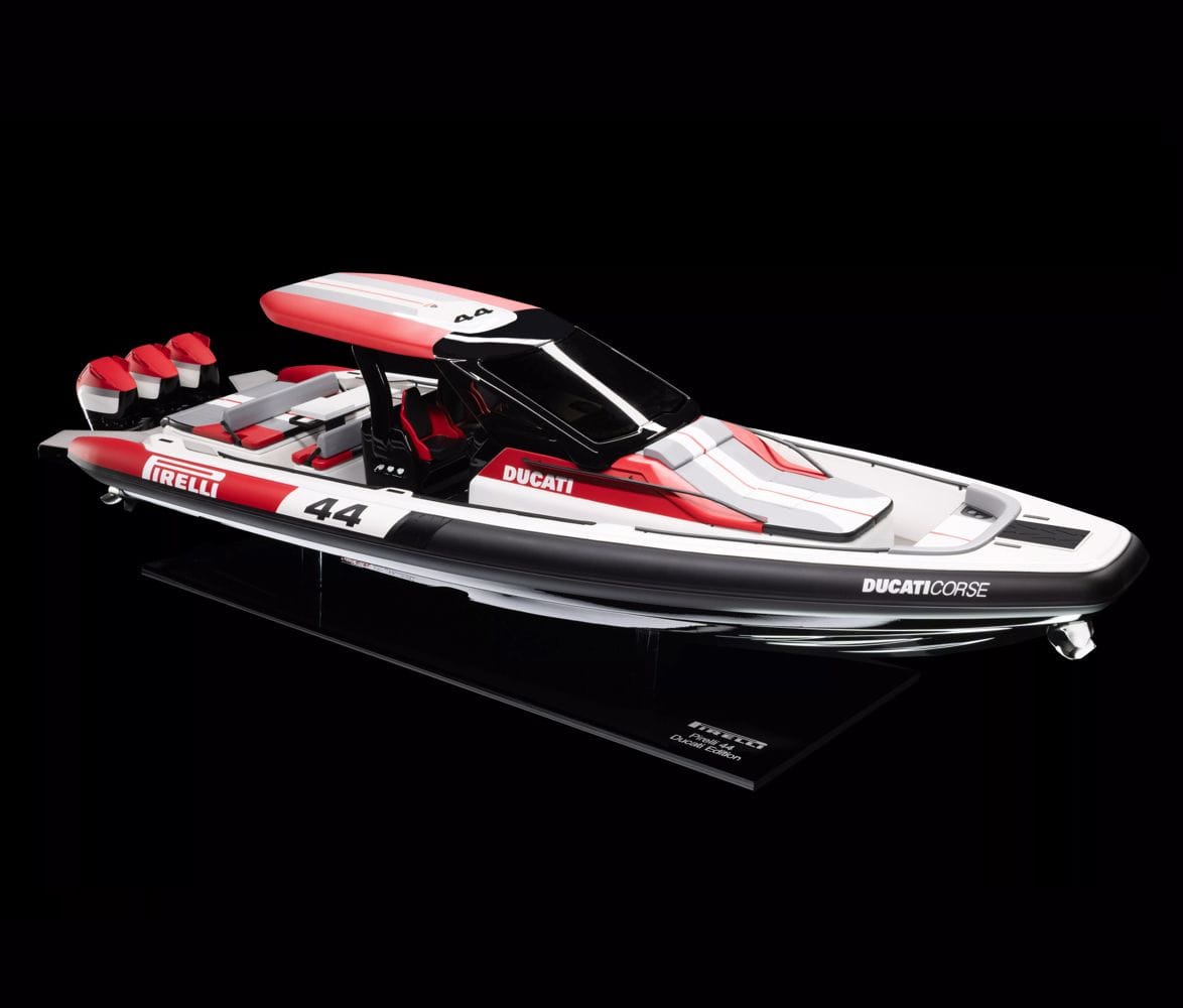 ducati-pirelli-44-speedboat-1.jpg | Image