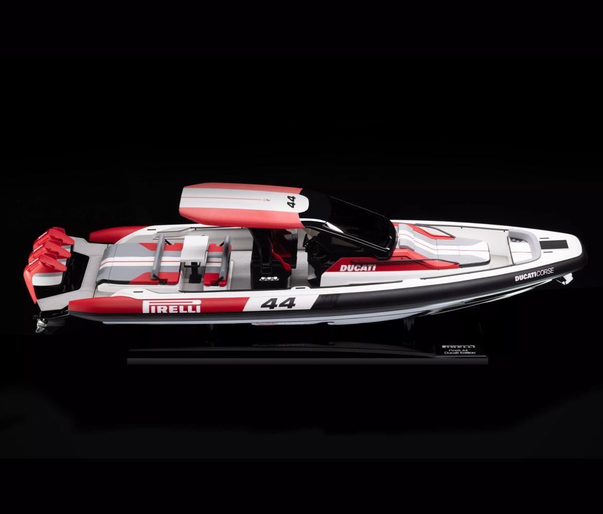ducati-pirelli-44-speedboat-3.jpg | Image