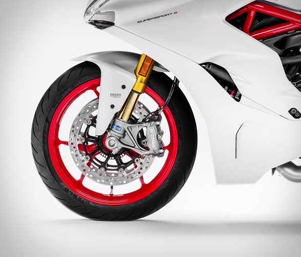 ducati-supersport-6.jpg