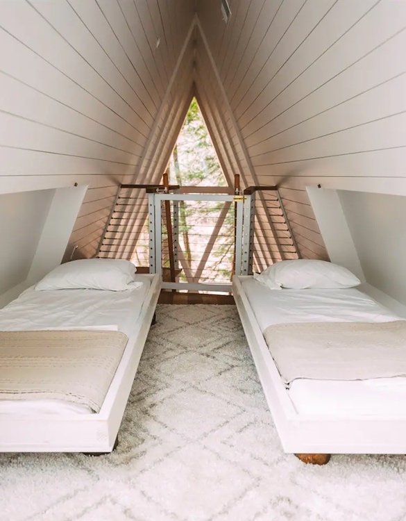 dunlap-hollow-a-frame-cabin-13.jpg