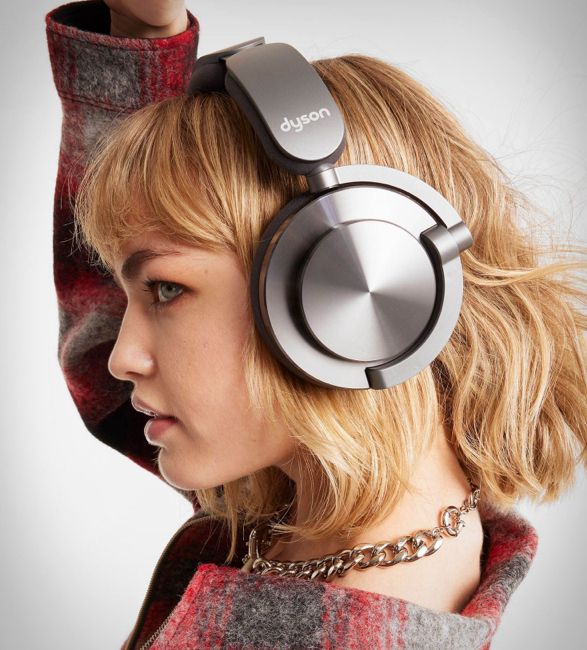 dyson-ontrac-headphones-4.jpg | Image