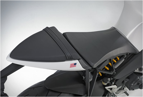 ebr-1190sx-7.jpg