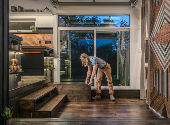 escher-tiny-house-22.jpg