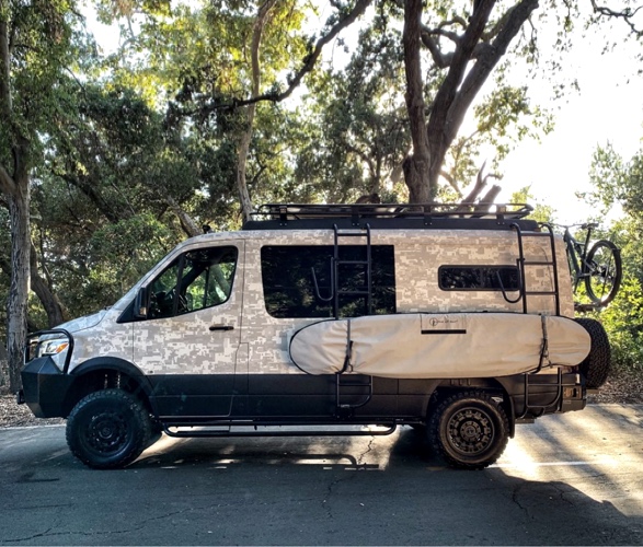 exclusive-outfitters-sprinter-19.jpg