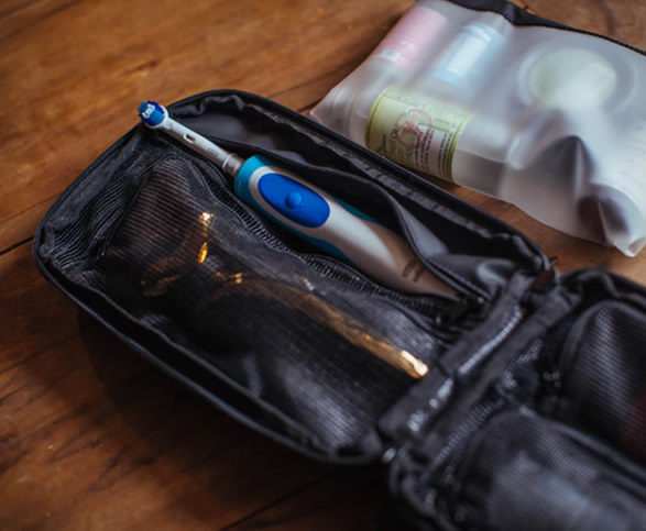 expeditioner-toiletry-bag-4.jpg | Image