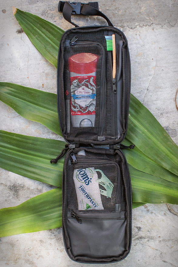 expeditioner-toiletry-bag-7.jpg