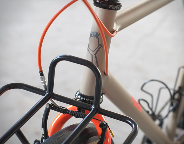 fern-chuck-touring-bike-6.jpg