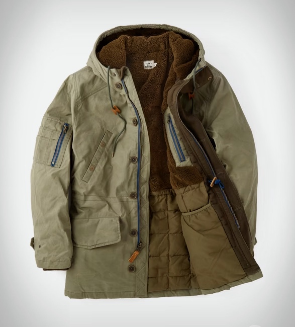 flint-and-tinder-waxed-parka-6.jpg