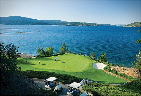 floating-green-coeur-dalene-golf-course-9.jpg
