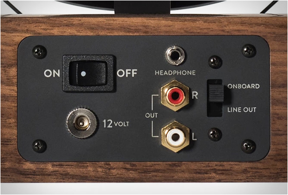 floating-record-vertical-turntable-4.jpg | Image