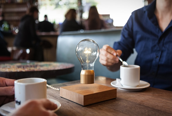 flyte-levitating-light-2.jpg | Image