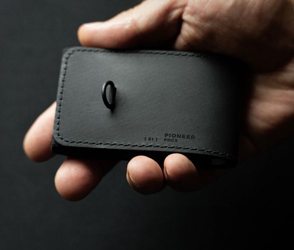 focx-pioneer-wallet-2.jpg | Image