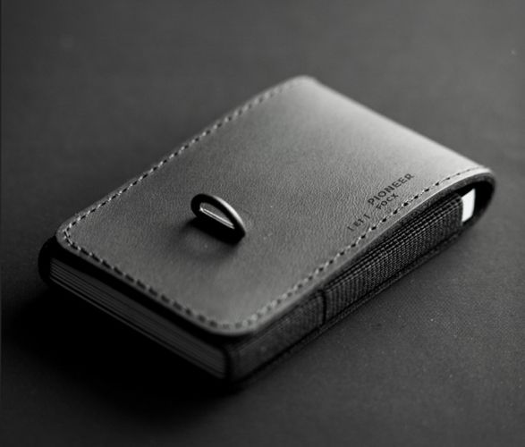 focx-pioneer-wallet-4.jpg | Image