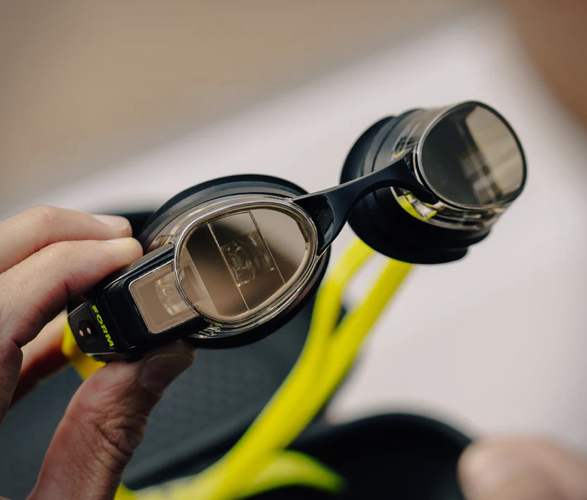 form-smart-swim-2-goggles-7.jpg