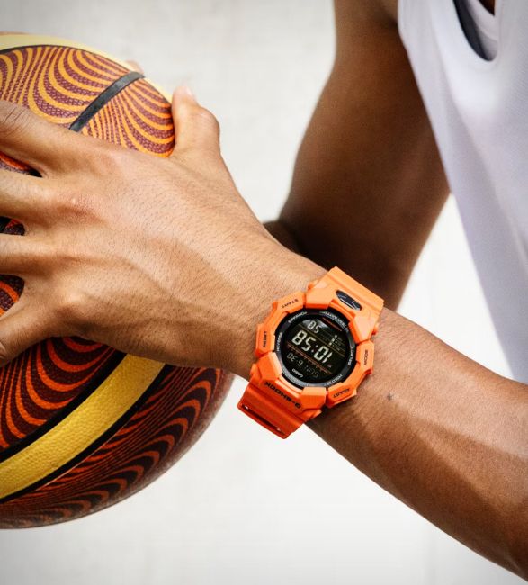 g-shock-gd010-watch-3.jpg | Image