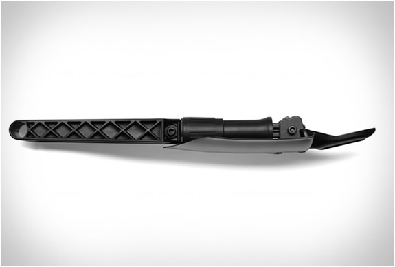gerber-folding-shovel-3.jpg | Image