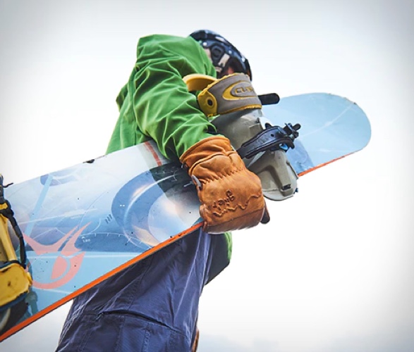 giver-frontier-mittens-7.jpg