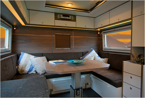 globecruiser-motor-home-6.jpg