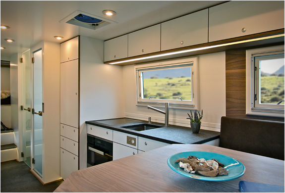 globecruiser-motor-home-7.jpg