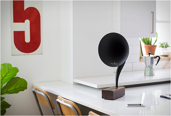gramophone2-6.jpg