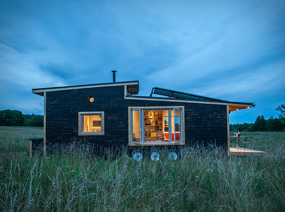 greenmoxie-tiny-house-11.jpg