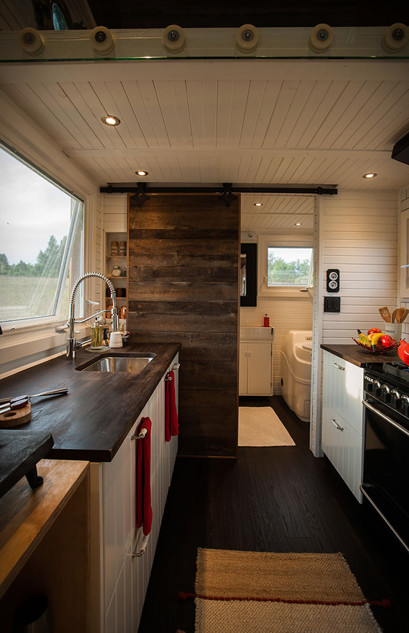 greenmoxie-tiny-house-7.jpg