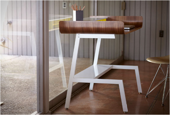 half-pipe-desk-8.jpg