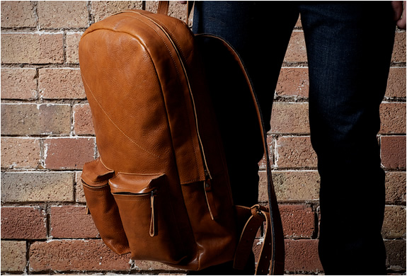 hard-graft-old-school-laptop-rucksack-3.jpg | Image