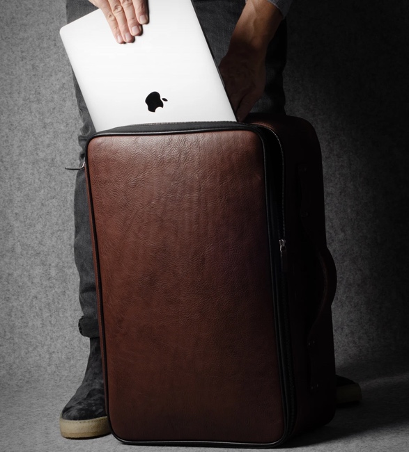 hardgraft-carry-on-suitcase-6.jpg
