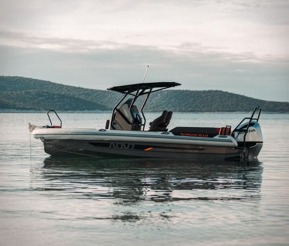 highfield-adv7-crossover-boat-11.jpg | Image