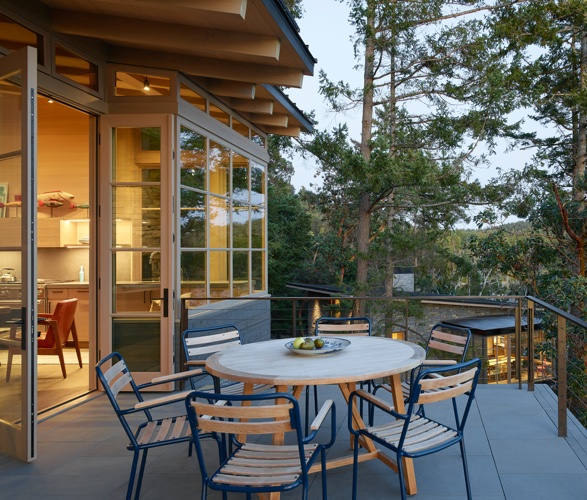 hillside-retreat-10.jpg
