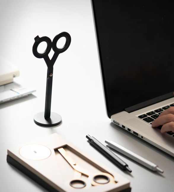 hmm-clever-work-set-2.jpg | Image