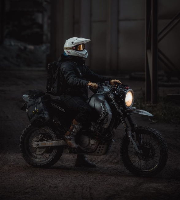honda-nx650-by-gorm-12.jpg