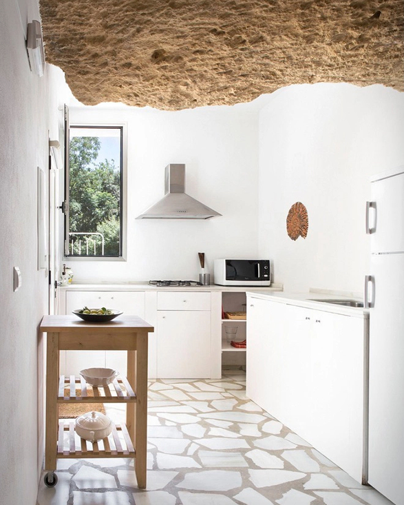 house-cave-6.jpg