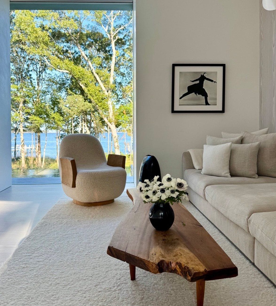 house-on-sag-harbor-17-sitting-area-water-view-1174x1300.jpg | Image