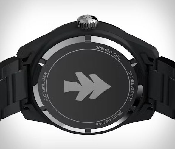 huckberry-timex-1979-black-max-4.jpg | Image