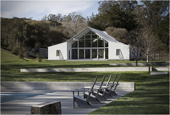 hupomone-ranch-tgh-architects-11.jpg