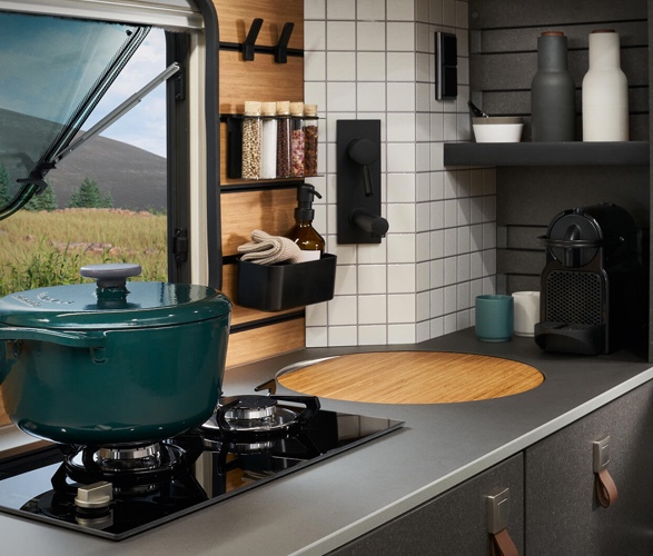 hymer-venture-s-off-road-camper-9.jpg