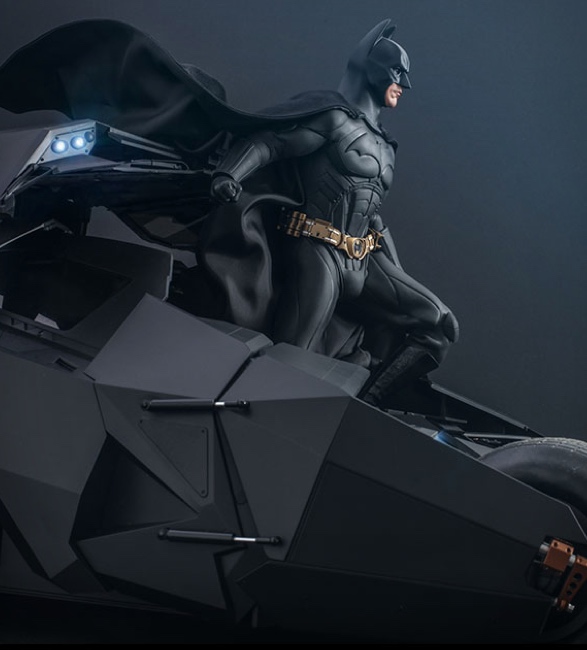 hyper-realistic-tumbler-batmobile-collectible-7.jpg