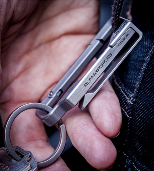 hyperlink-titanium-edc-carabiner-4.jpg | Image