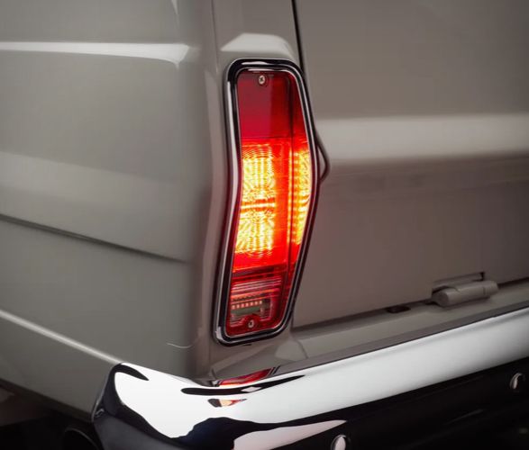 icon-1975-jeep-cherokee-13.jpg