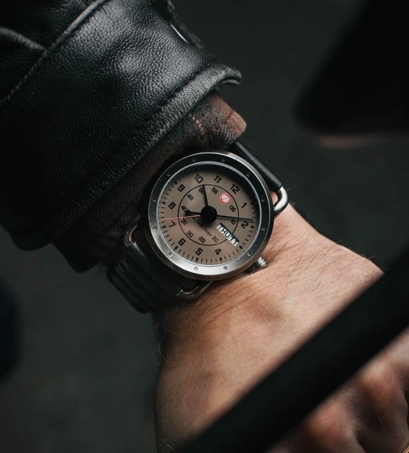 icon-signature-series-watch-9.jpg