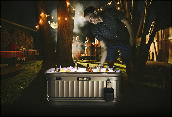 igloo-party-bar-2.jpg | Image