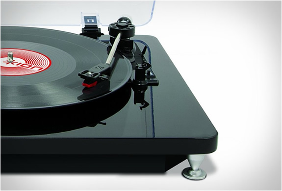 ilp-digital-conversion-turntable-4.jpg | Image