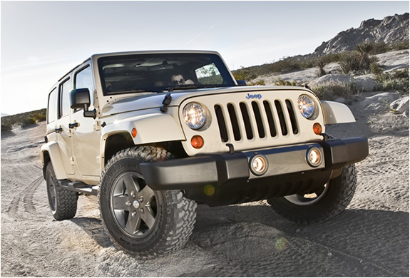 img_2011_jeep_wrangler_mojave_3.jpg | Image
